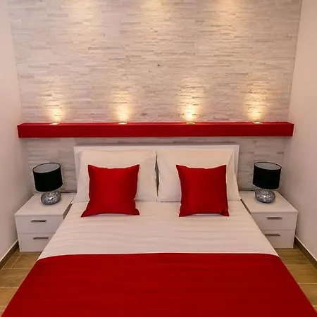 Storm Apartment